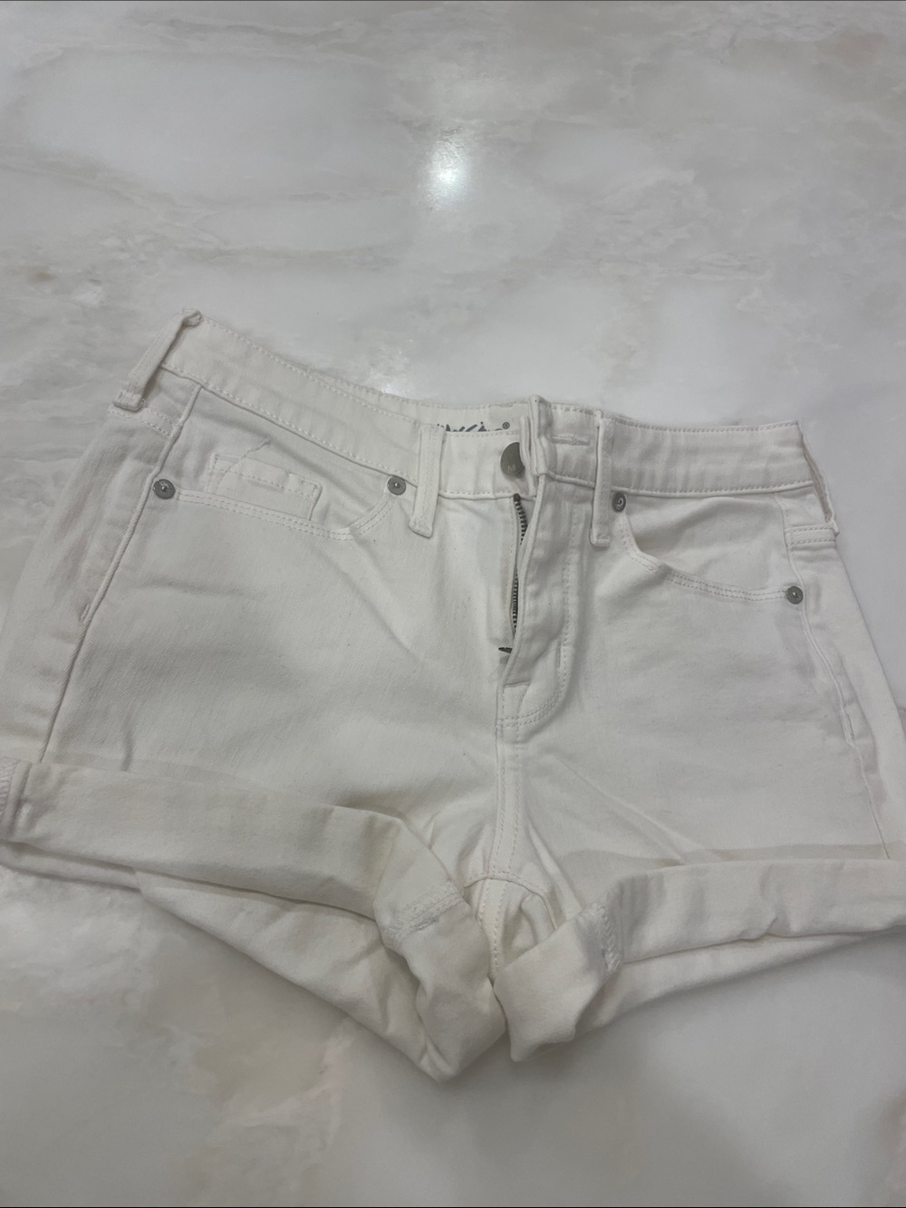 Massimo Women's White Denim Rolled-Hem Shorts-Size 4